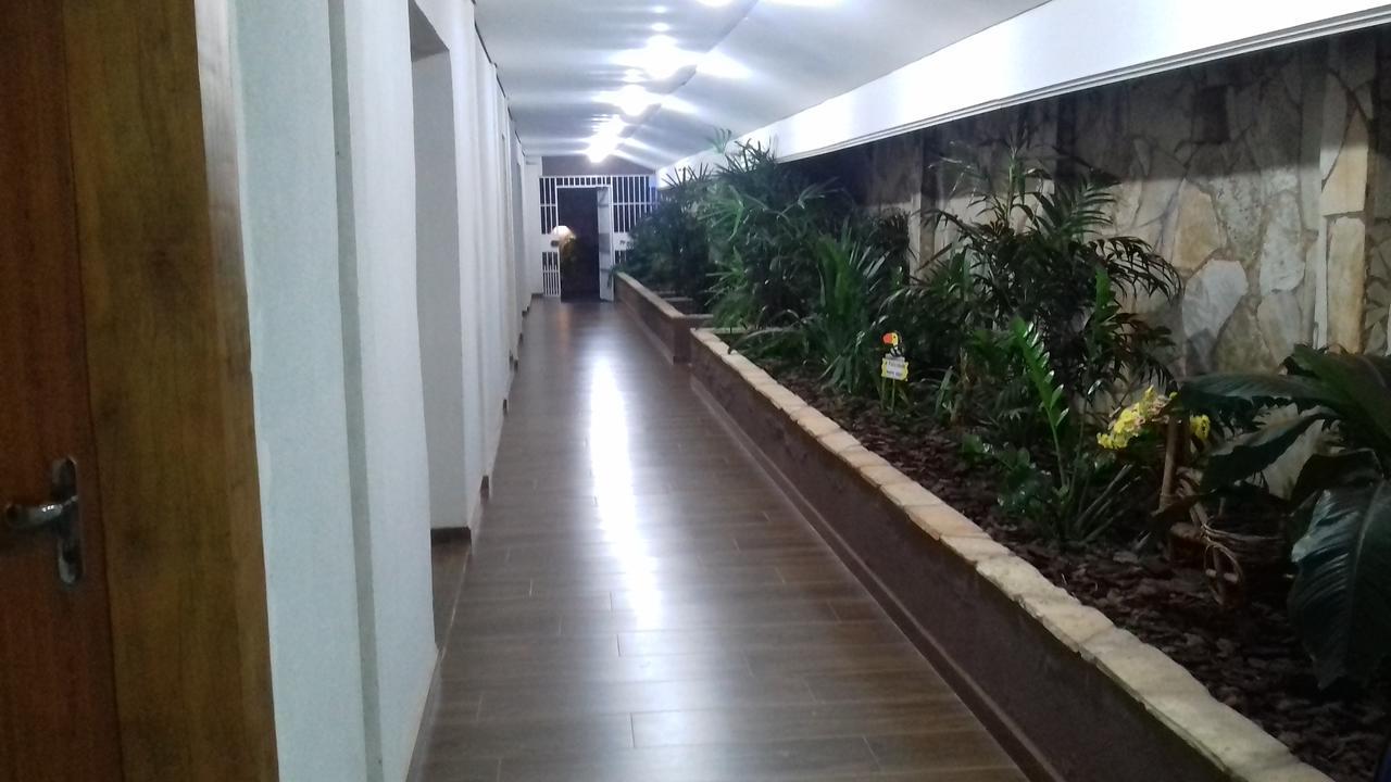 Hotel Luz Fronteira Екстериор снимка